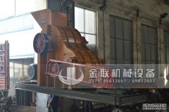 如何延長(zhǎng)雙級(jí)粉碎機(jī)錘頭的使用壽命